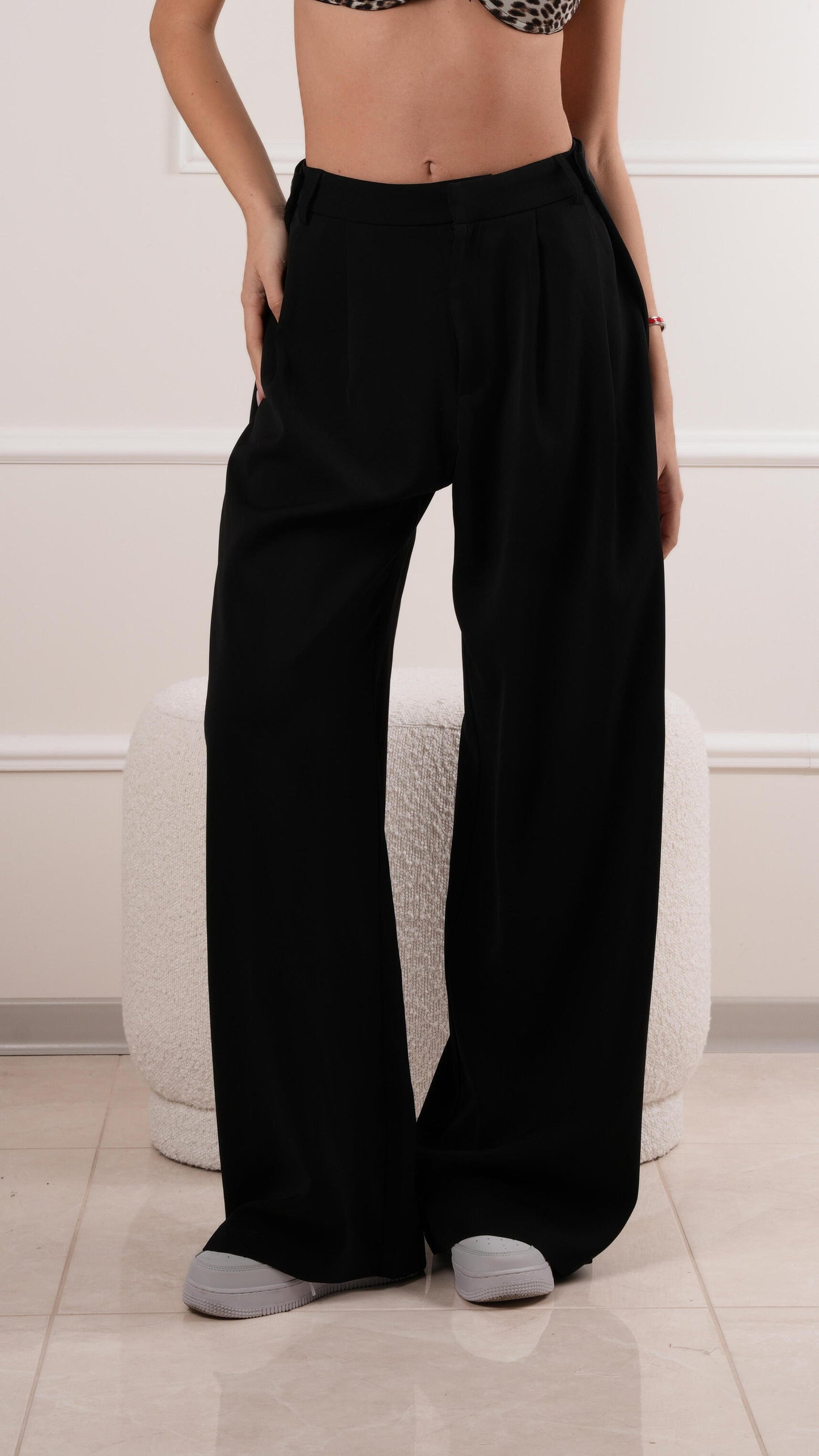 Μαύρο Σετ Κουστουμιού με Γιλέκο - Black Tailored Suit with Vest
